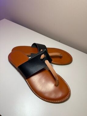 Two-Tone Leather Slide Sandals - Black & Tan